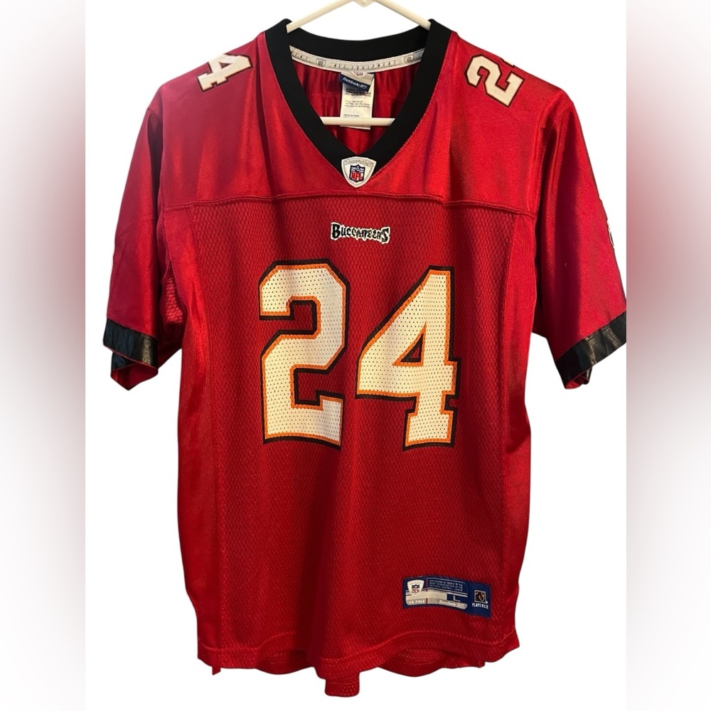 Red Jersey with V-Neck and Mesh Design
